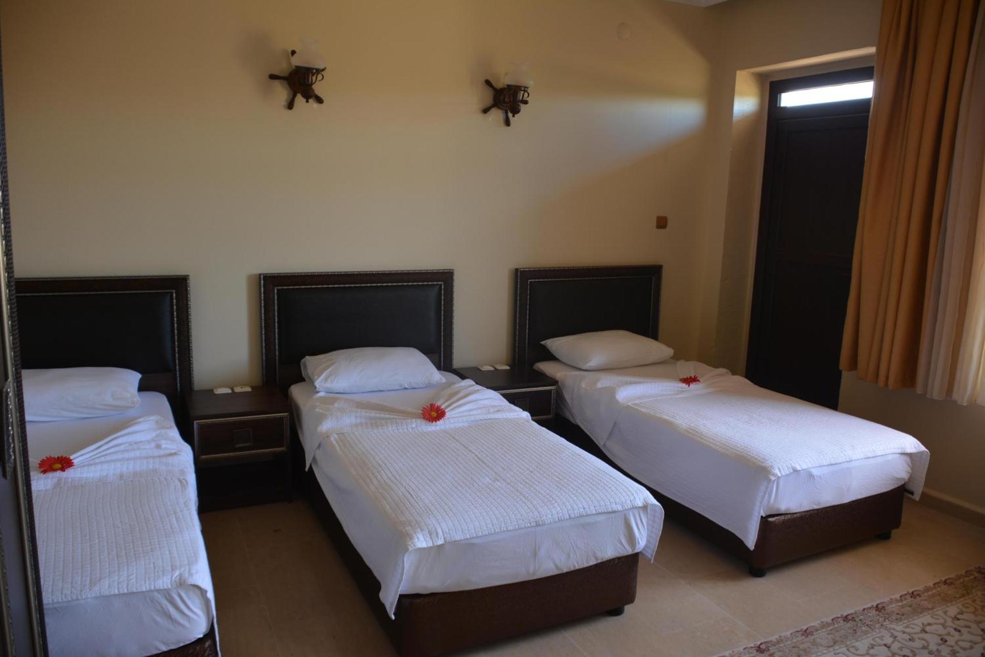 Turabdin Hotel Midyat Room photo